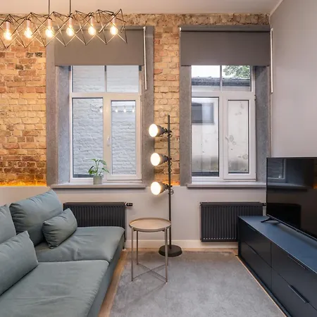 Apartman Caka Street Hideaway Apartments - By Innorental Riga