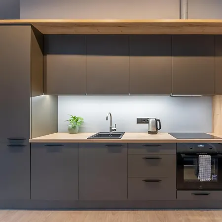 Center Hideaway - By Innorental Appartement