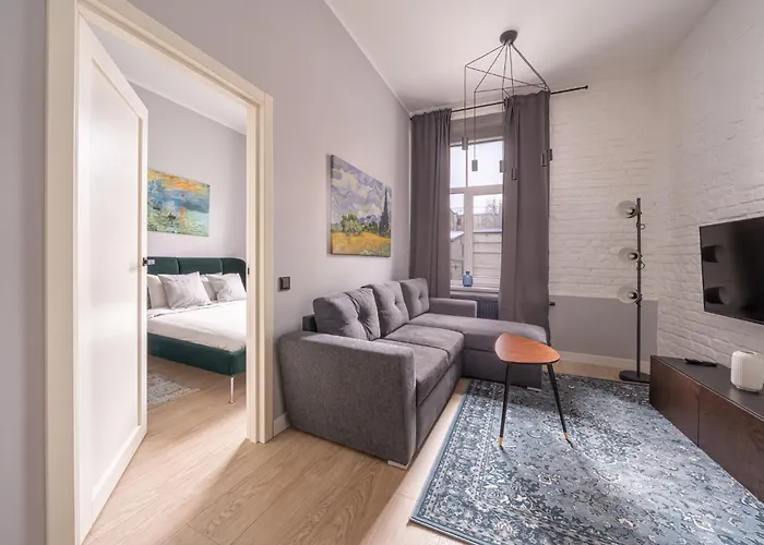 Center Hideaway - By Innorental Апартаменты Рига